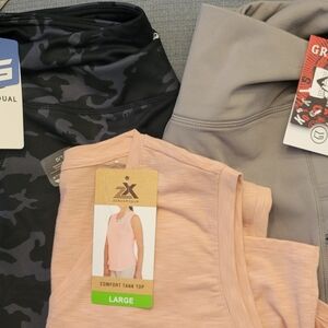 ZeroXposur Women's Peach Comfort Tank Top - Large